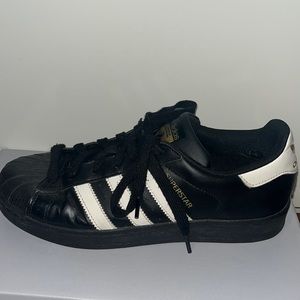 Black Adidas Superstars